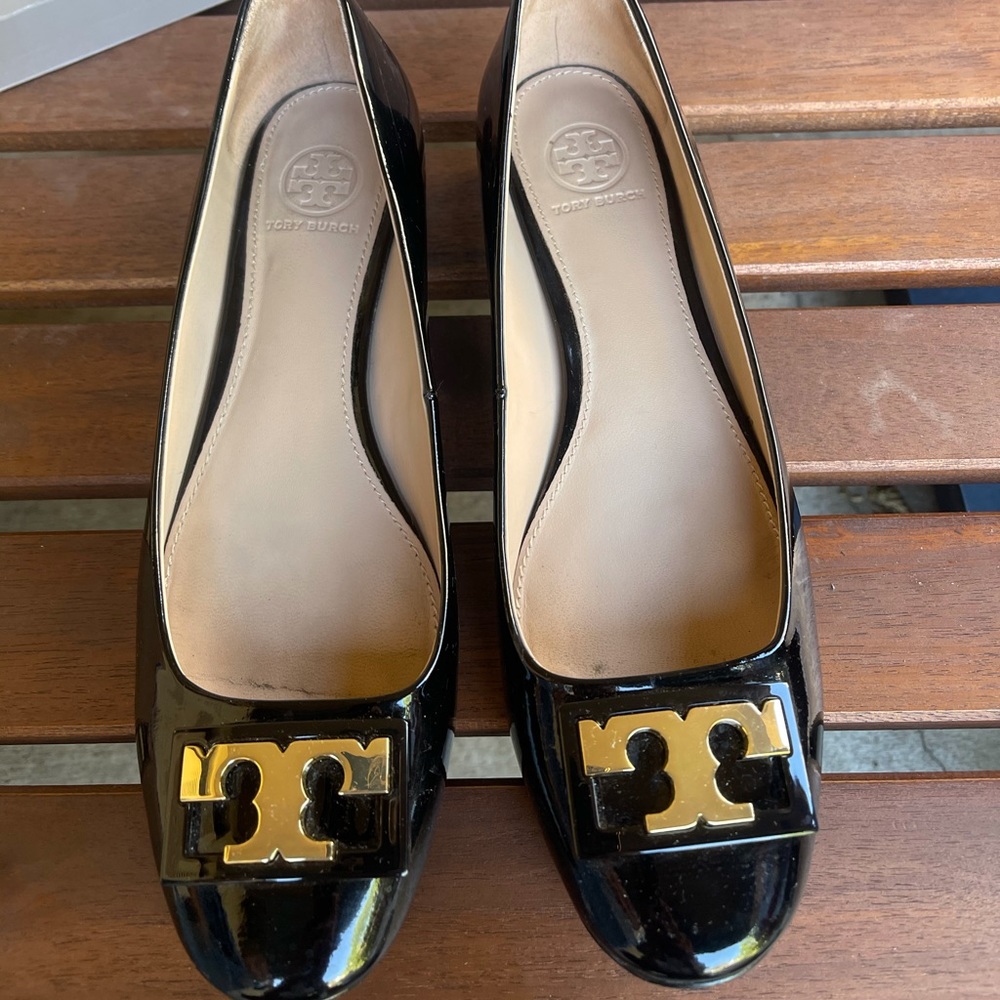 Black cute flats, perfect for everyday wear!